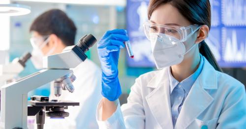 Person performing lab work